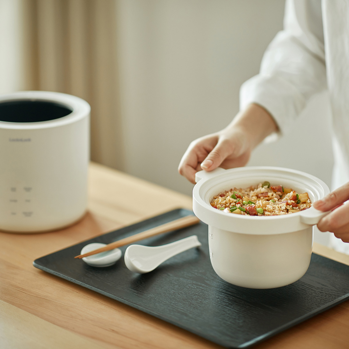 Nồi Cơm Điện Mini LocknLock Bianco Mini Rice Cooker 220V, 50Hz, 300W, 0.6L - Màu Ngà - EJR314IVY, , large image number 2